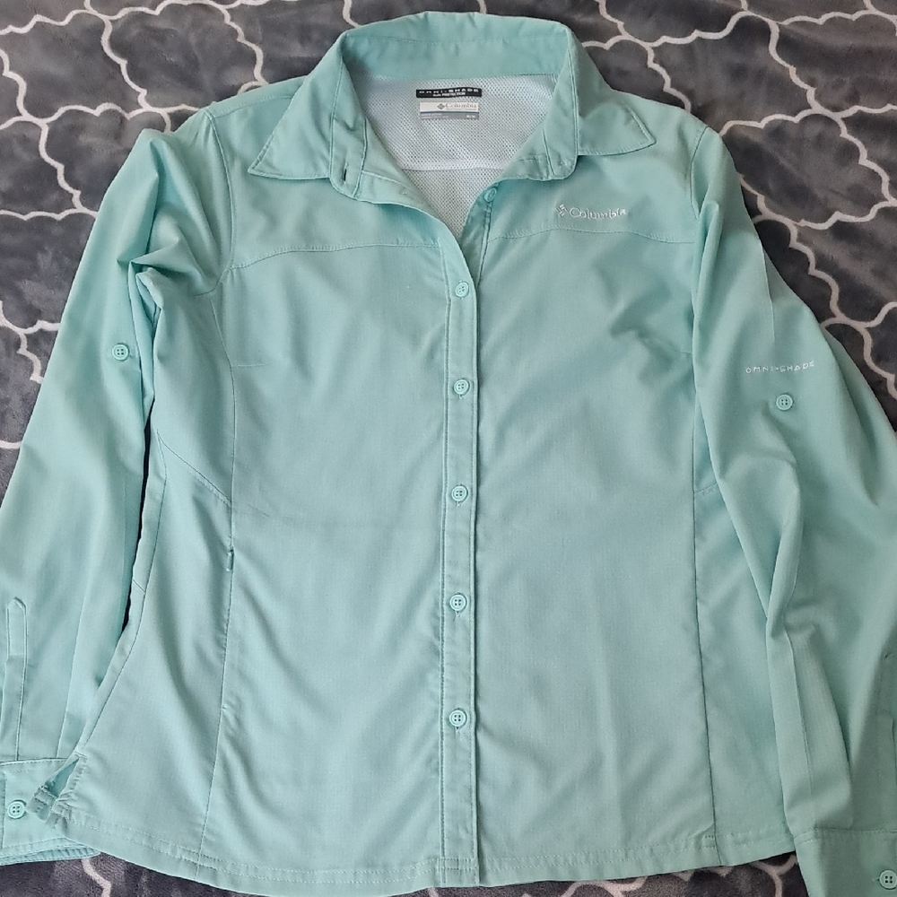 Columbia Mint Green Omni-shade Button-Up Shirt Size M